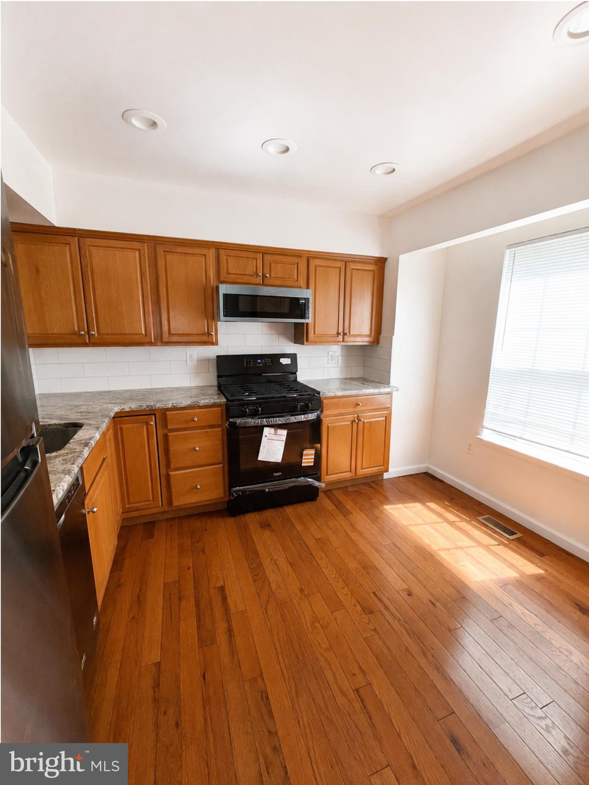 OLDE SENECA WOODS - Residential