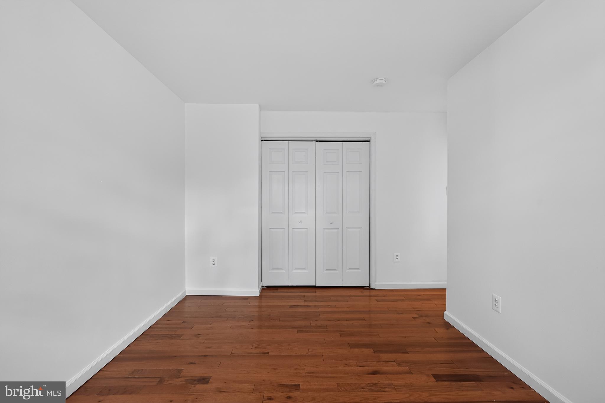 OLDE SENECA WOODS - Residential