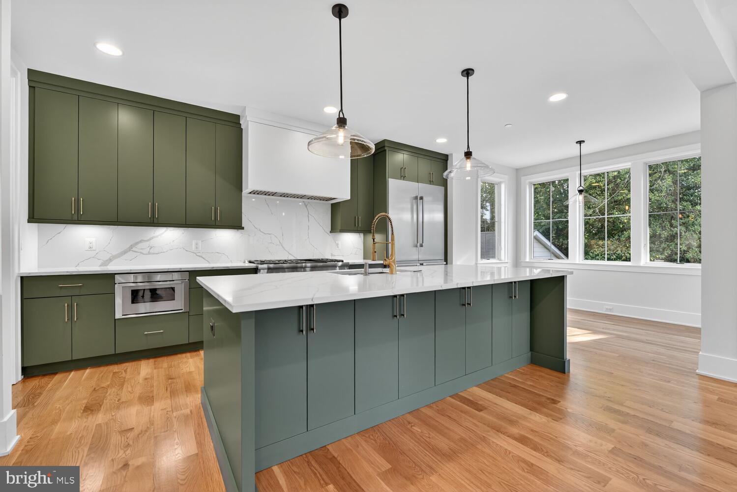 HUNTINGTON TERRACE - Residential
