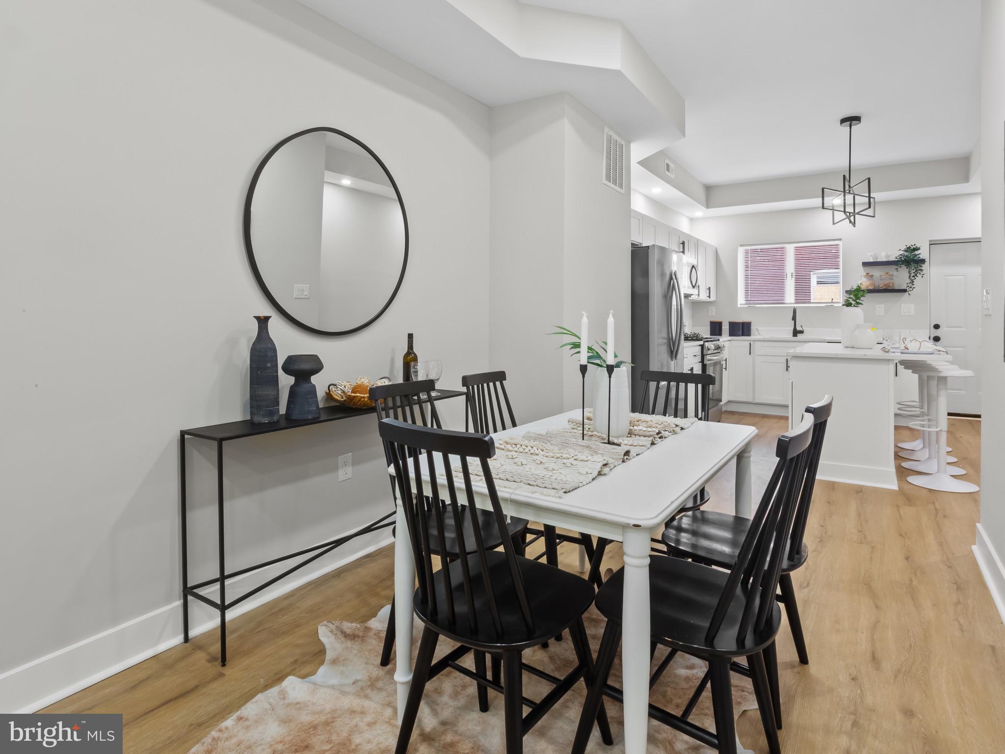 HIGHLANDTOWN - Residential