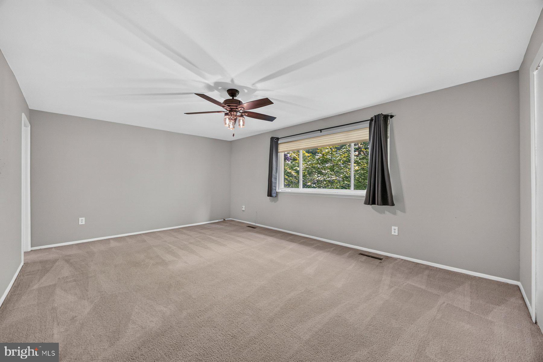 HICKORY RIDGE - Residential