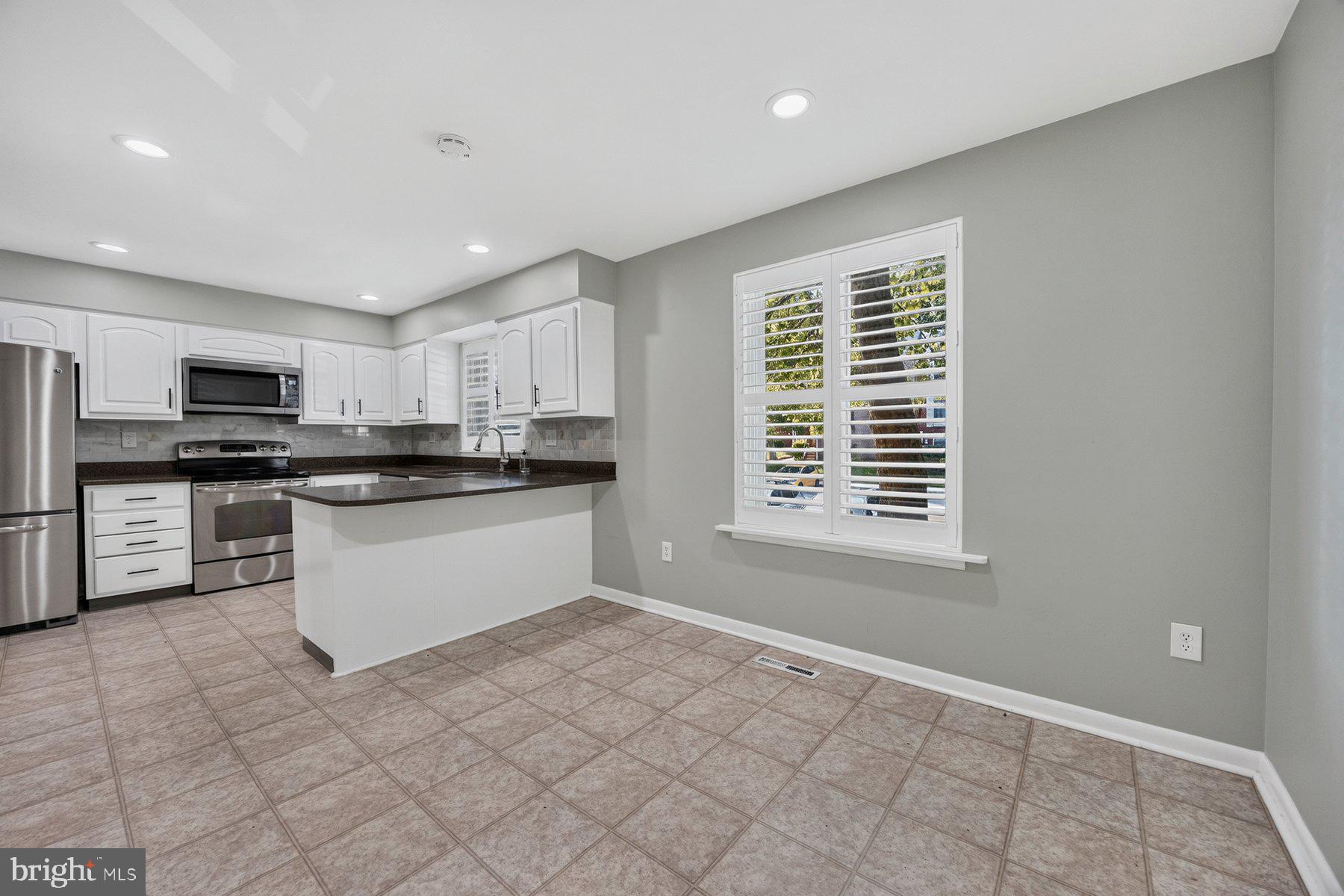 HICKORY RIDGE - Residential