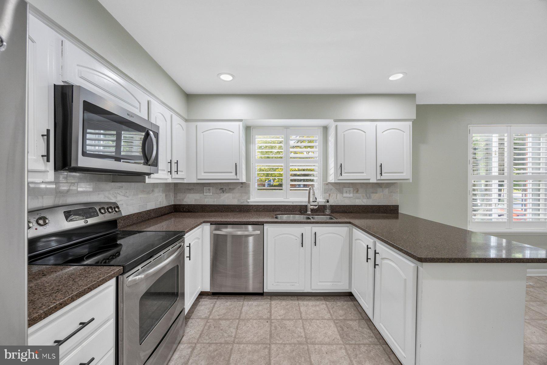 HICKORY RIDGE - Residential