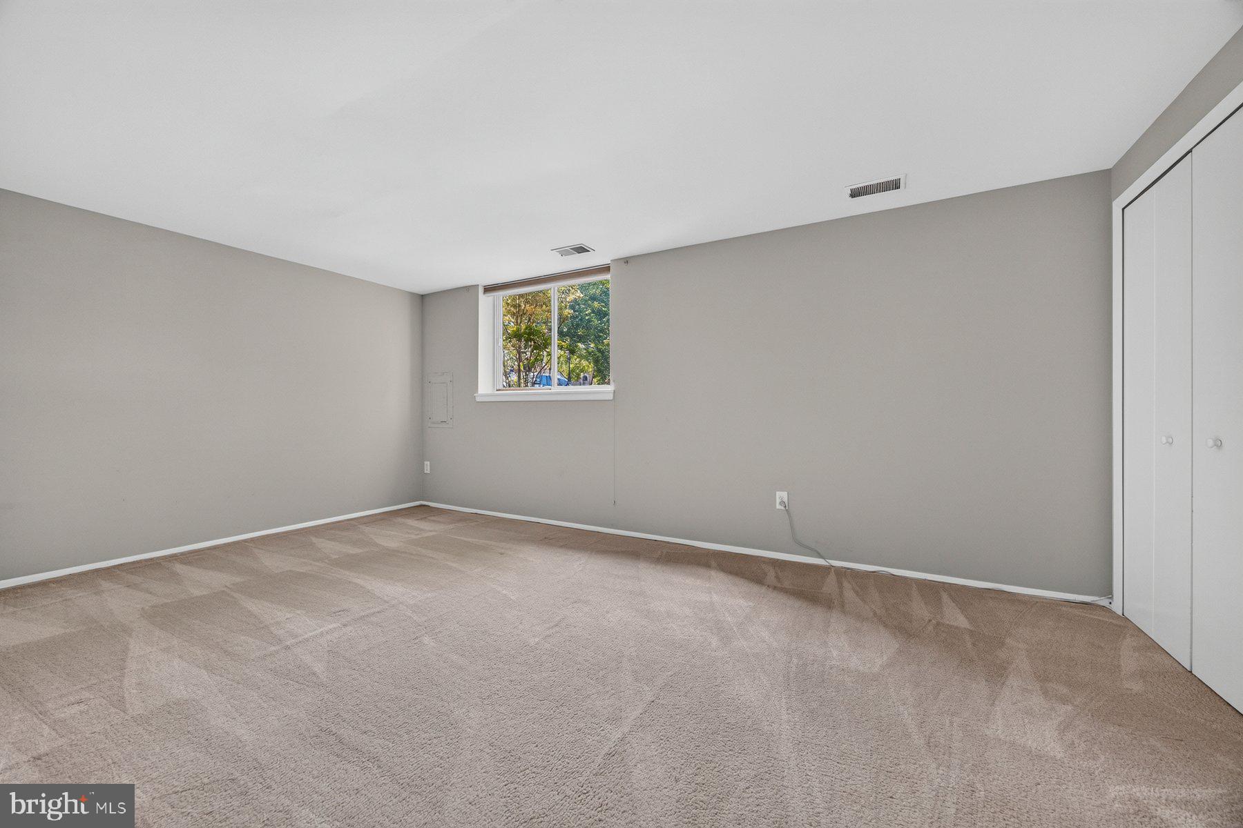 HICKORY RIDGE - Residential