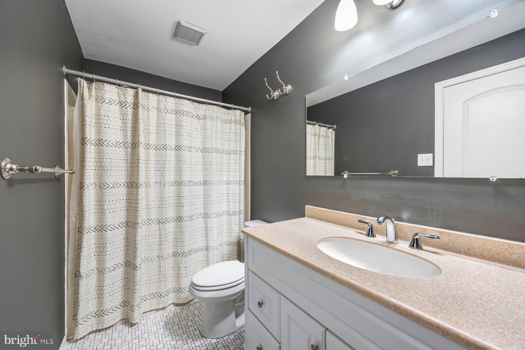 HICKORY RIDGE - Residential