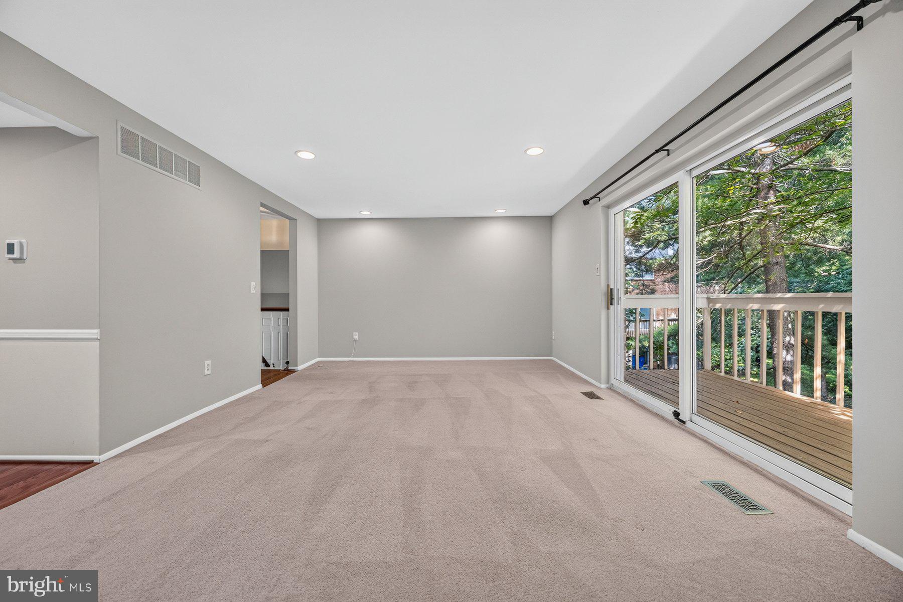HICKORY RIDGE - Residential