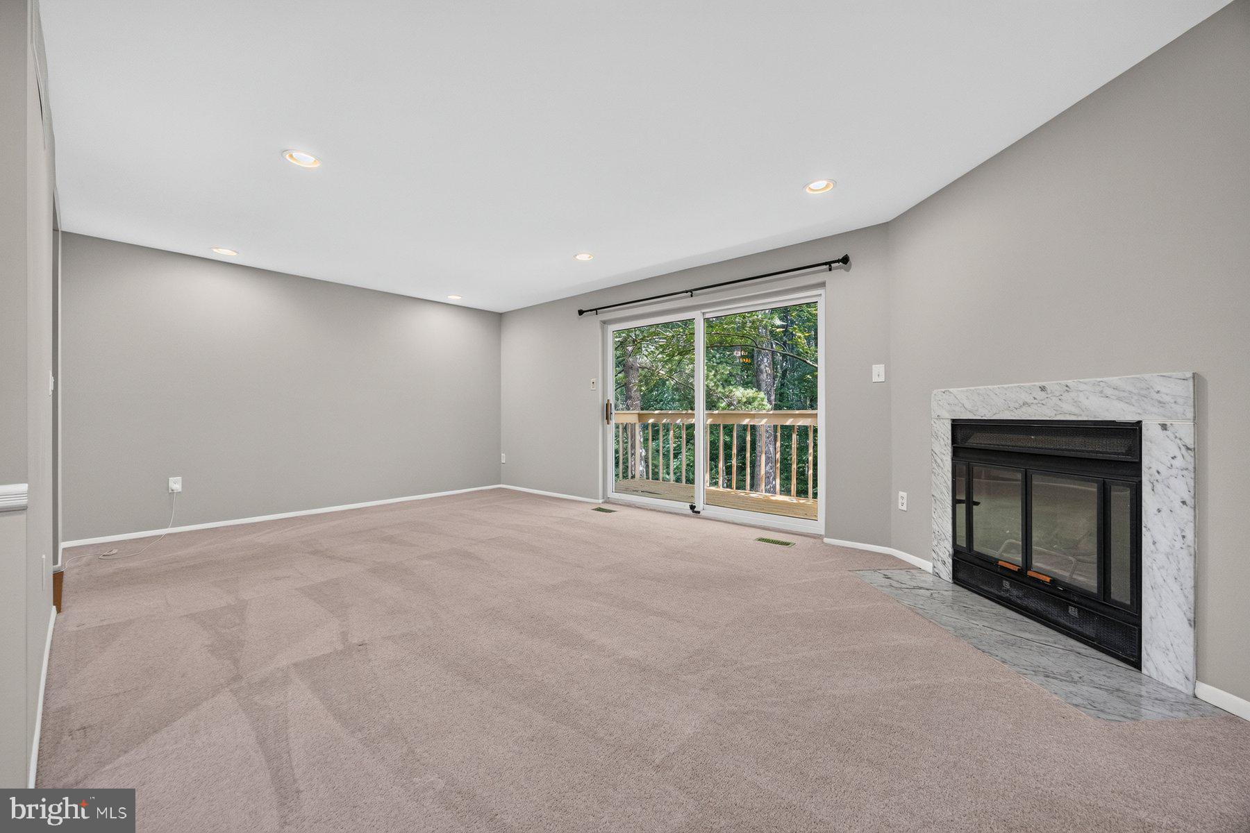 HICKORY RIDGE - Residential