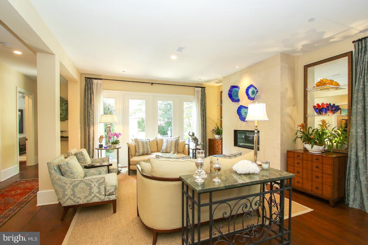 ALTA VISTA GARDENS - Residential
