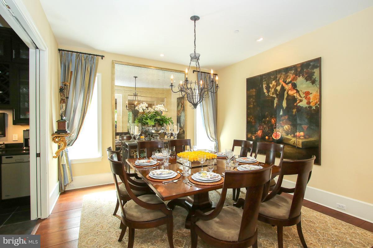 ALTA VISTA GARDENS - Residential