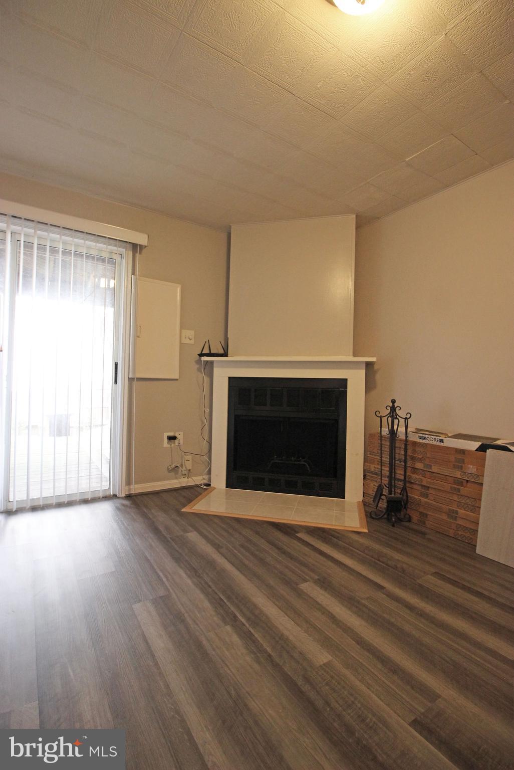 BROOKLEIGH - Residential Lease