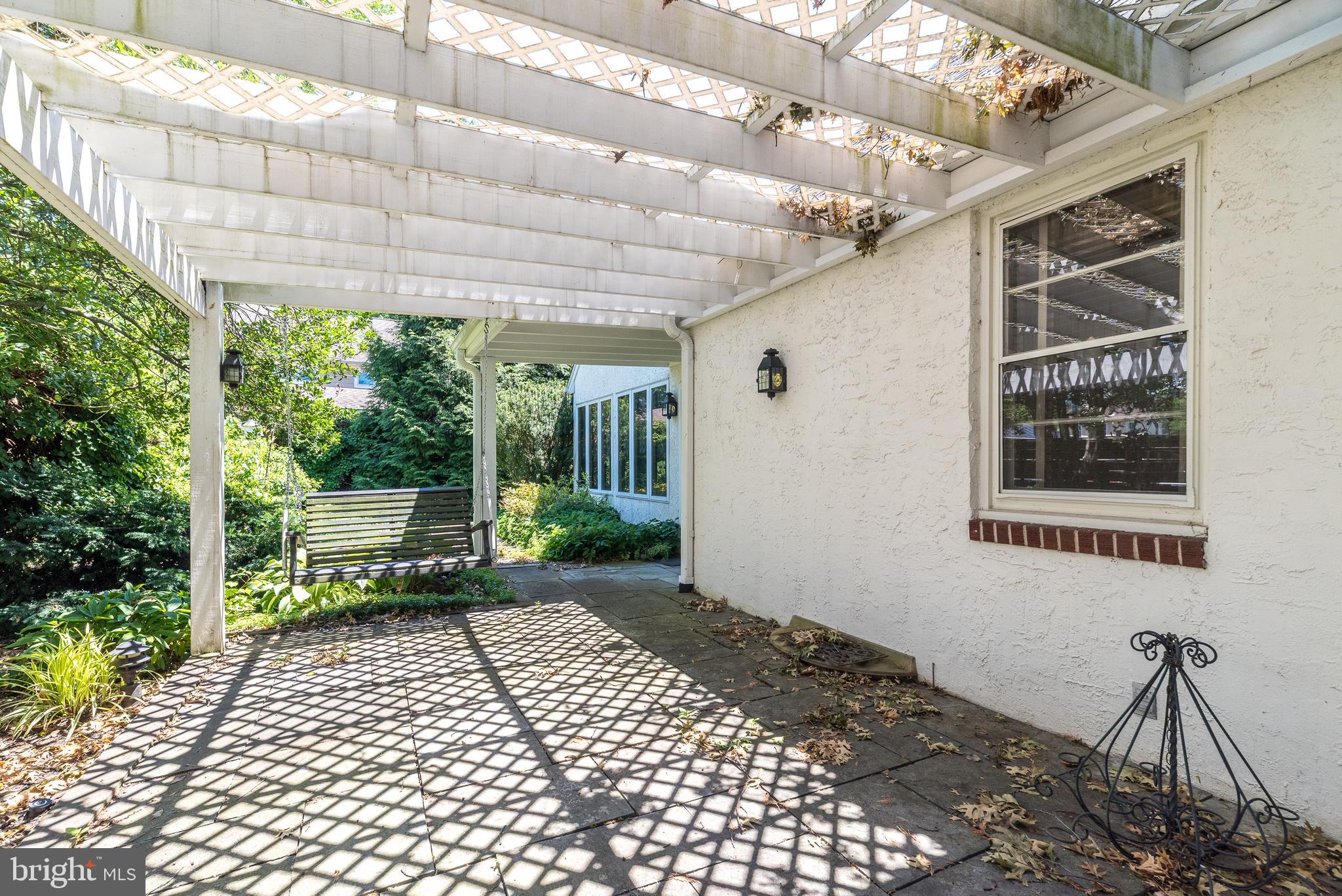NEWTOWN STATION - Residential