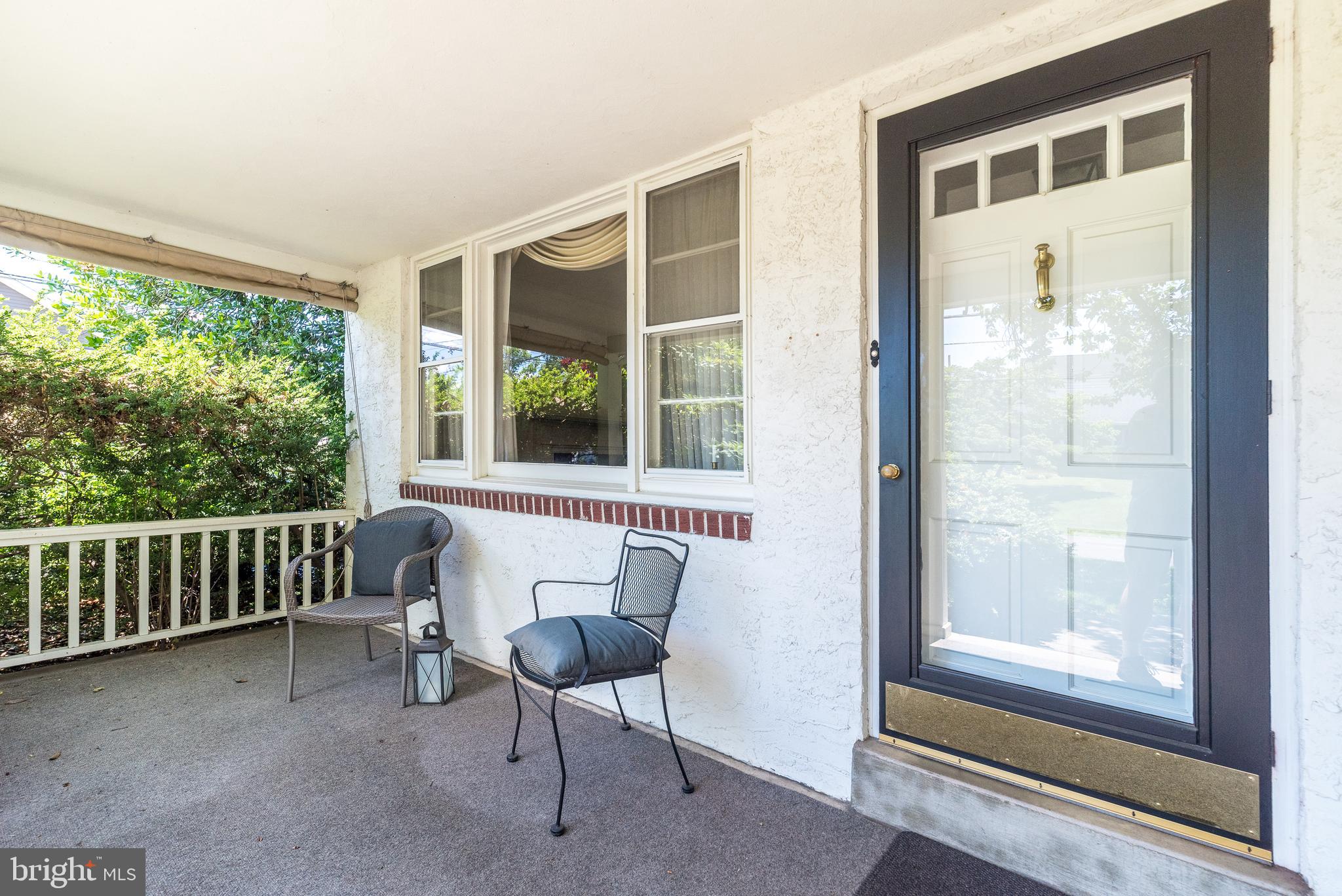 NEWTOWN STATION - Residential