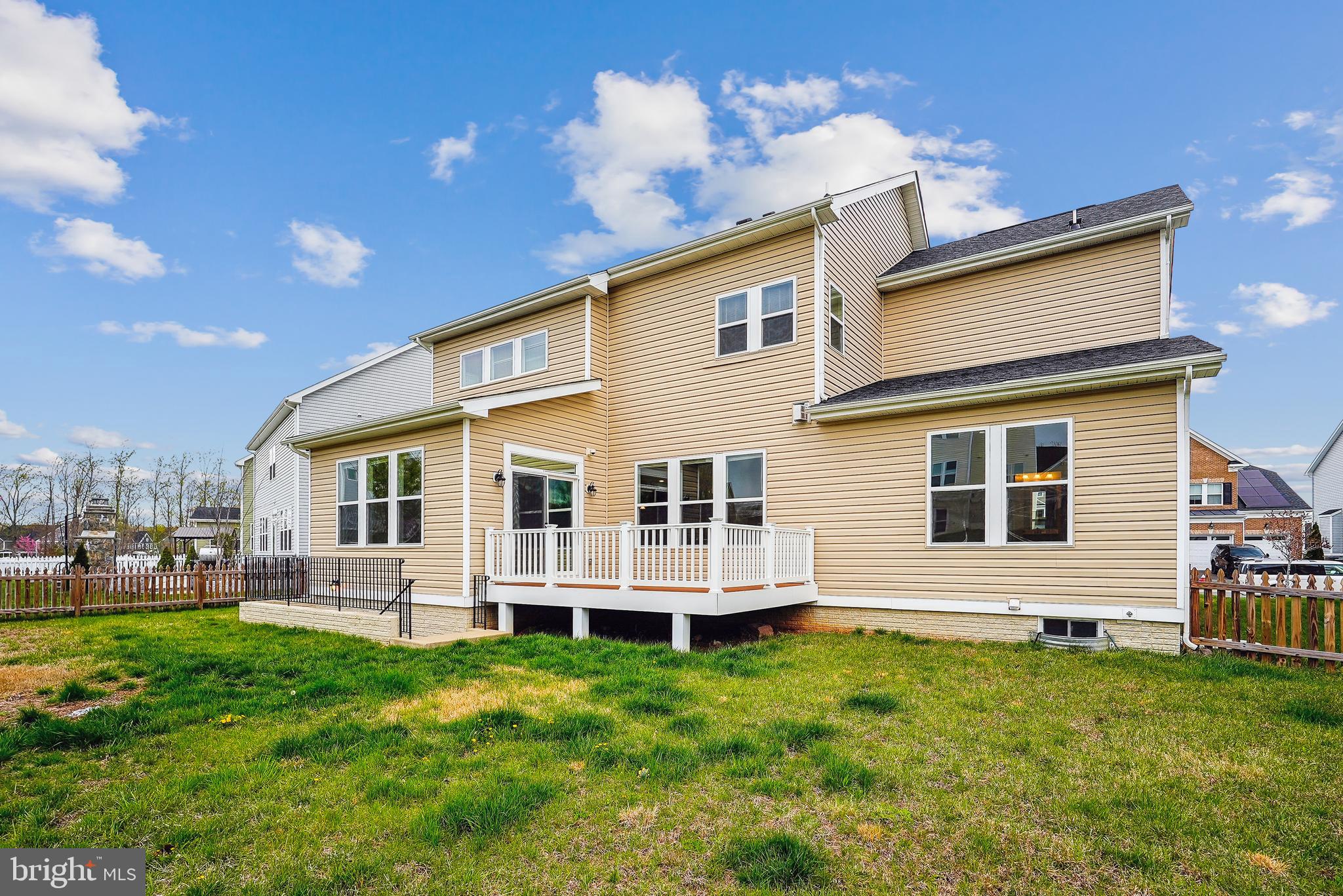 WESTBURY GLEN - Residential