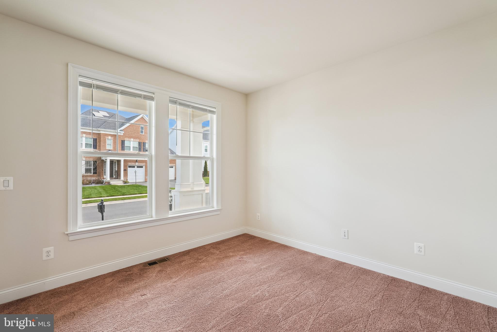 WESTBURY GLEN - Residential