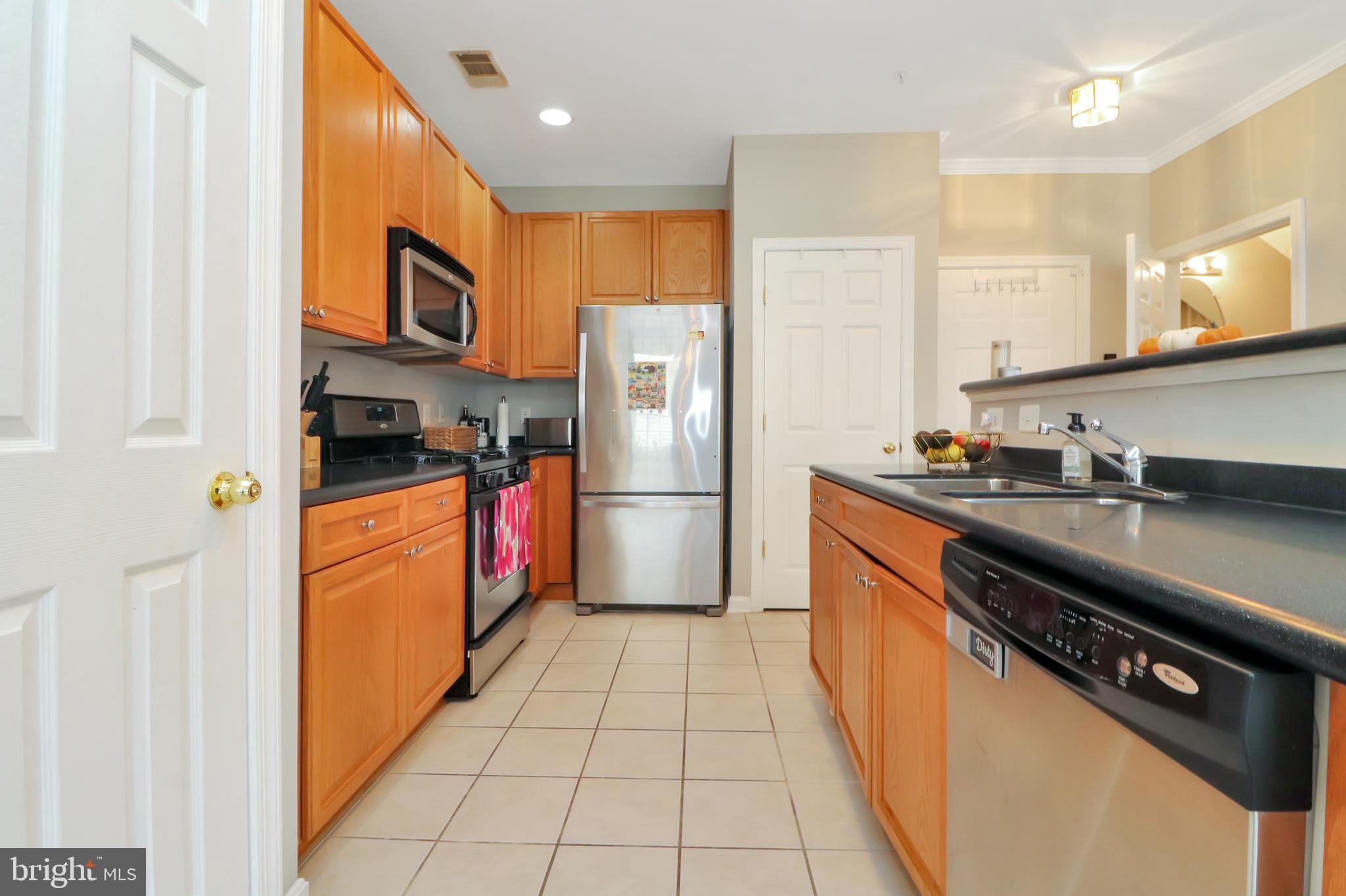 WESTBRIAR PLAZA - Residential