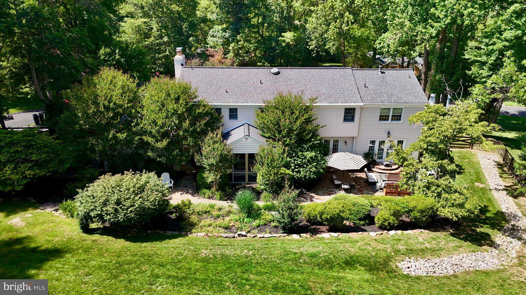 HICKORY MEADOW - Residential