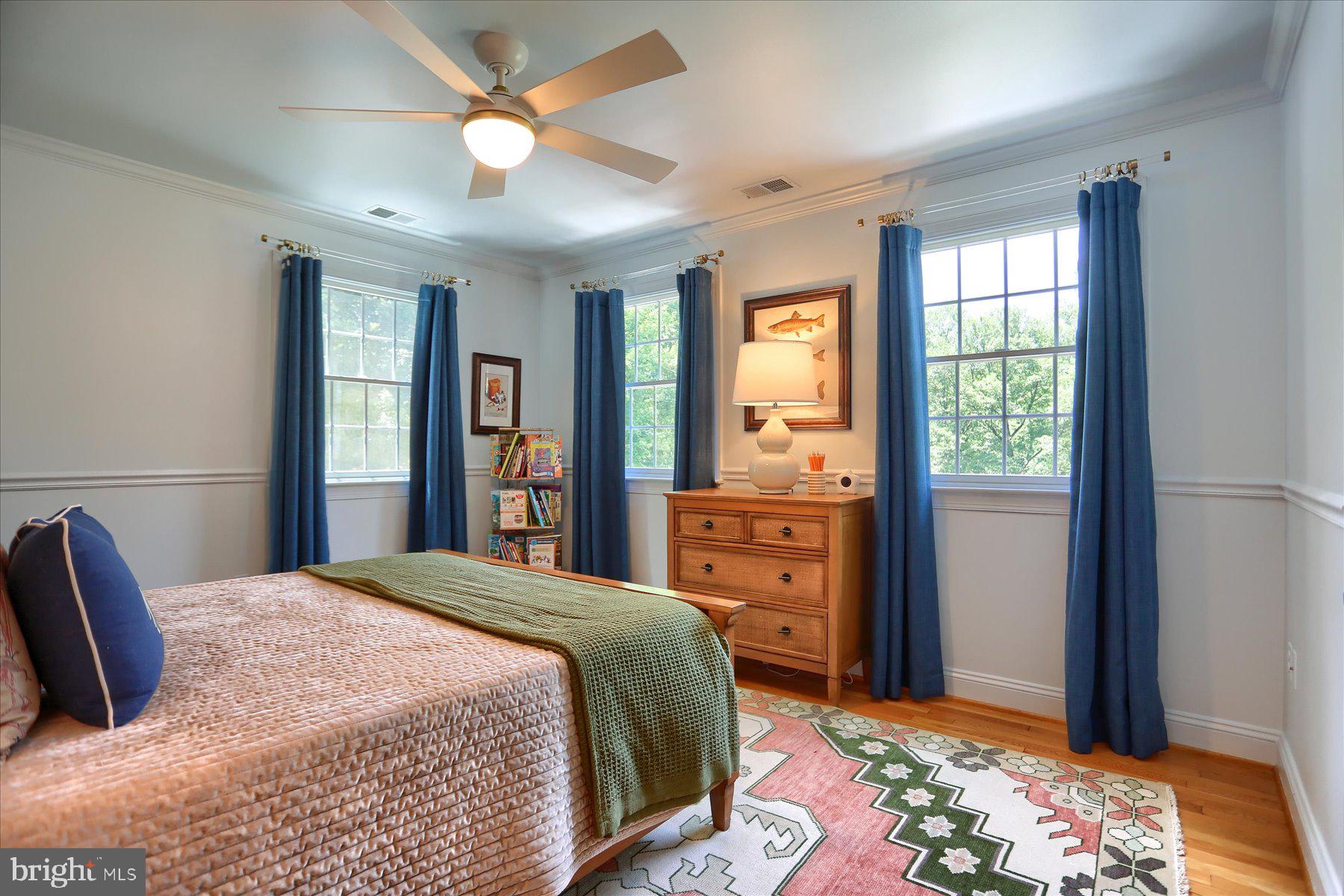 HICKORY MEADOW - Residential