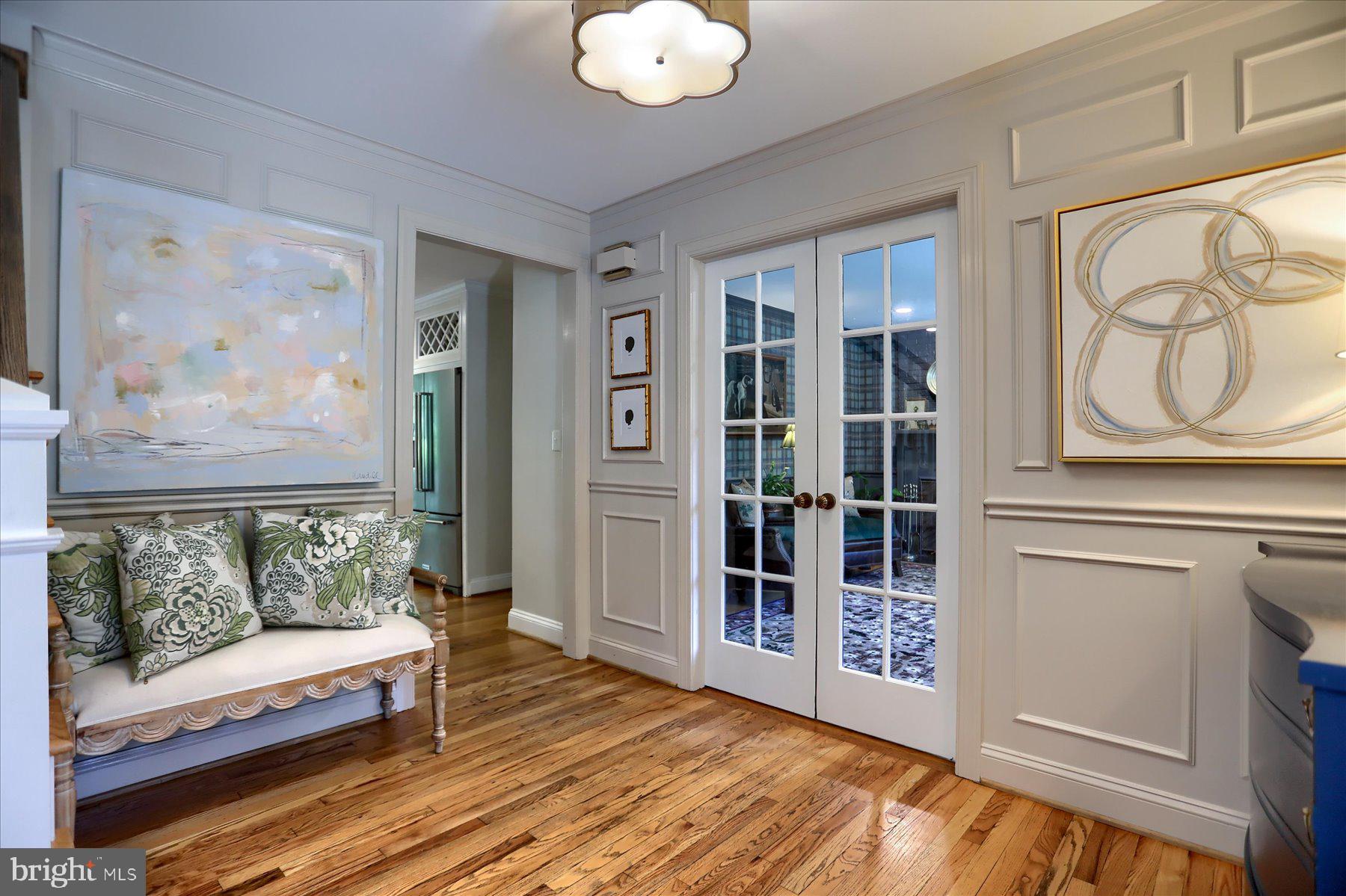 HICKORY MEADOW - Residential