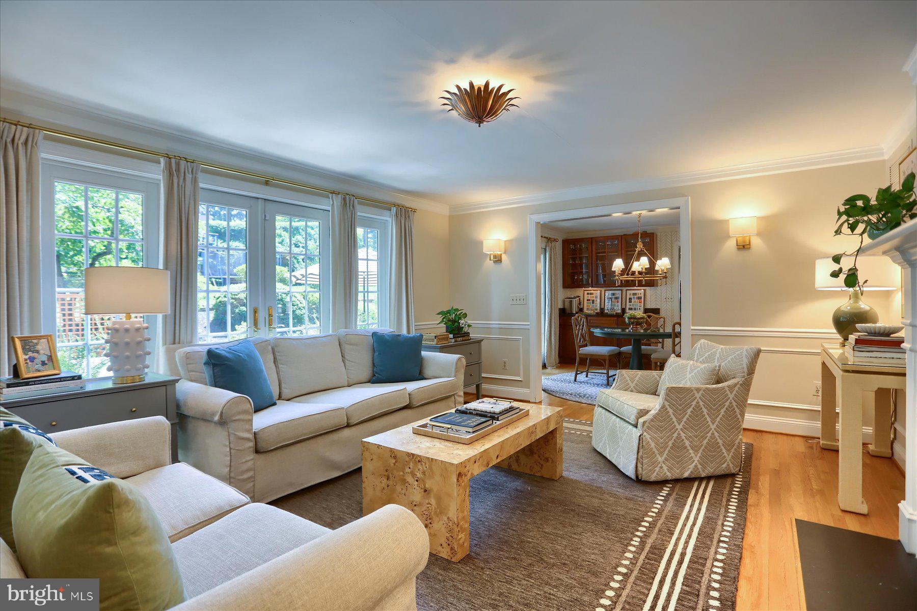 HICKORY MEADOW - Residential