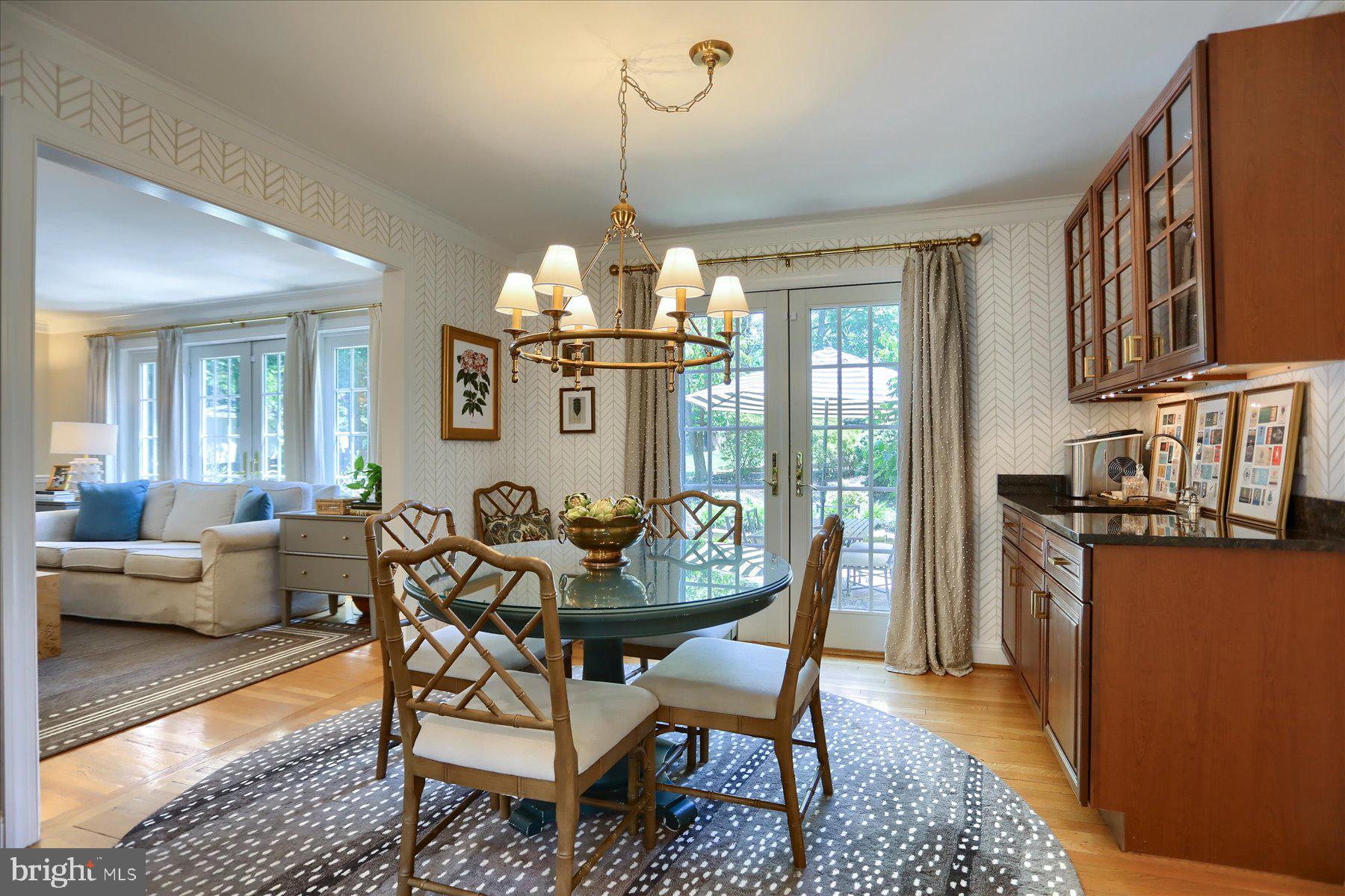 HICKORY MEADOW - Residential