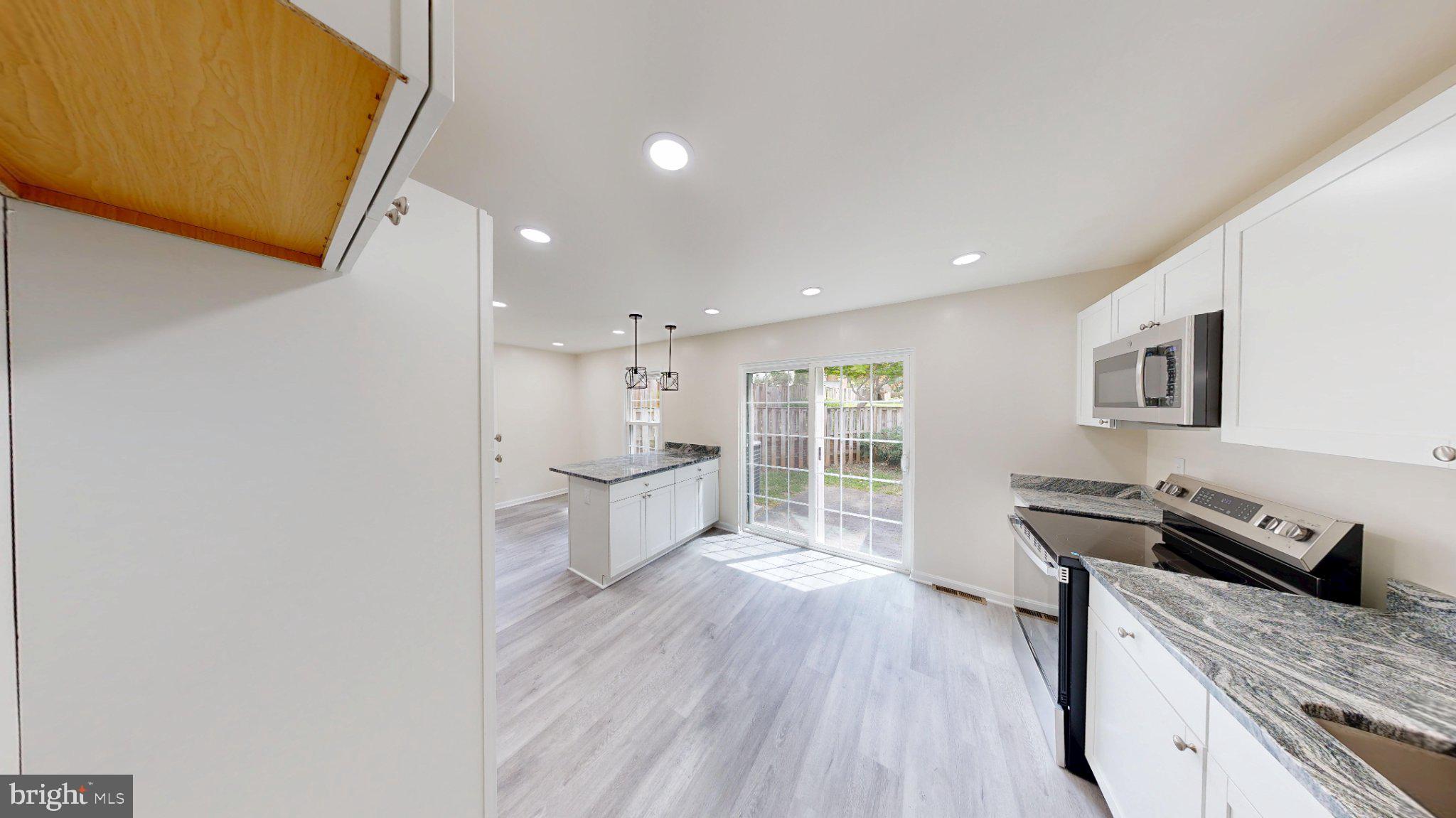 SHADY GROVE VILLAGE - Residential