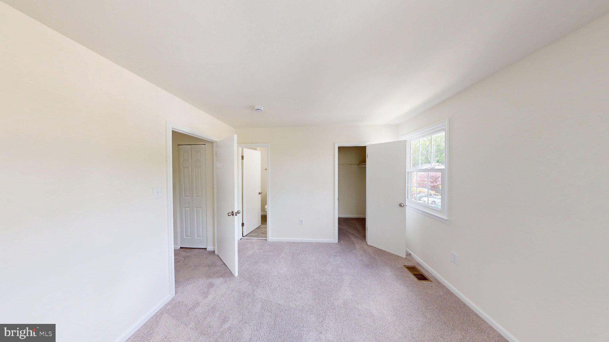 SHADY GROVE VILLAGE - Residential