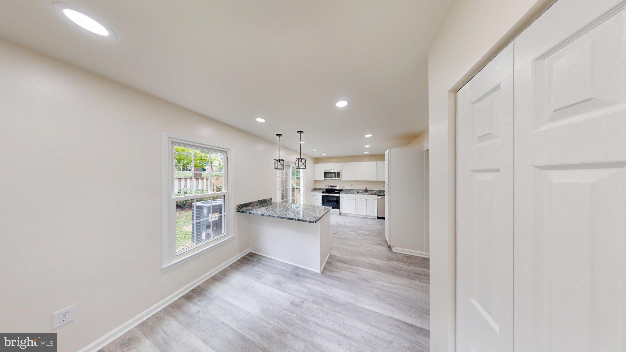 SHADY GROVE VILLAGE - Residential