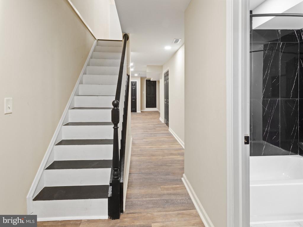 WINCHESTER - Residential