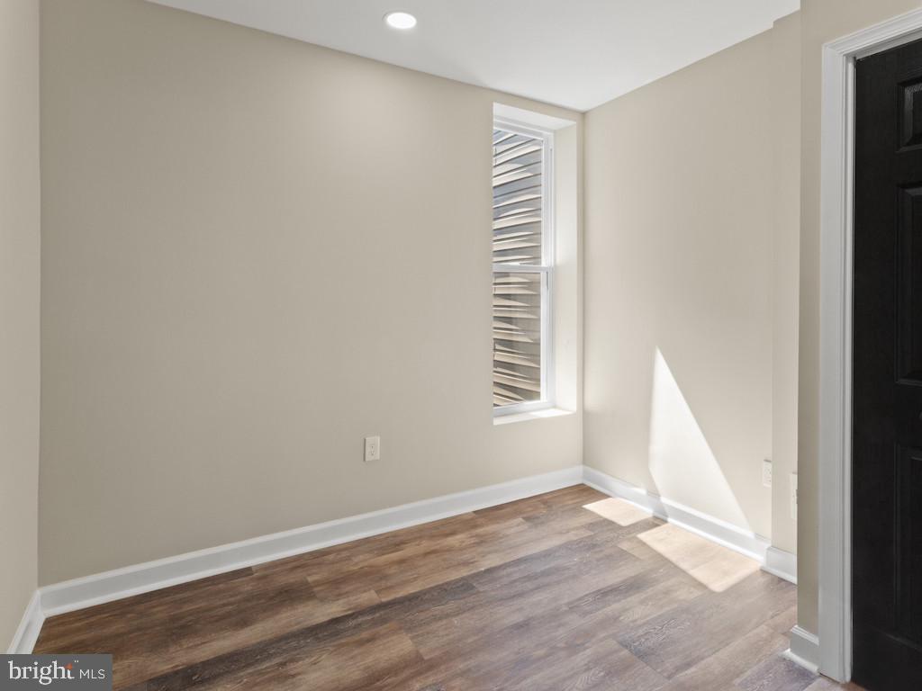 WINCHESTER - Residential