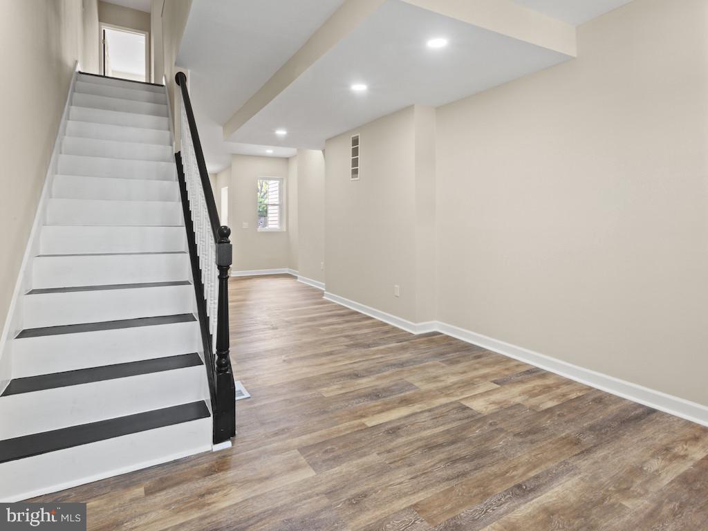 WINCHESTER - Residential