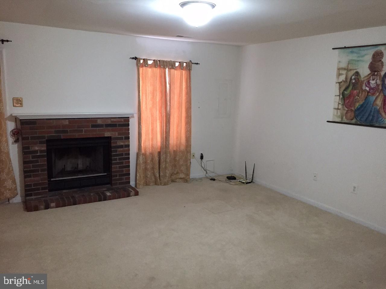 MCNAIR FARMS LANDBAY 11 - Residential
