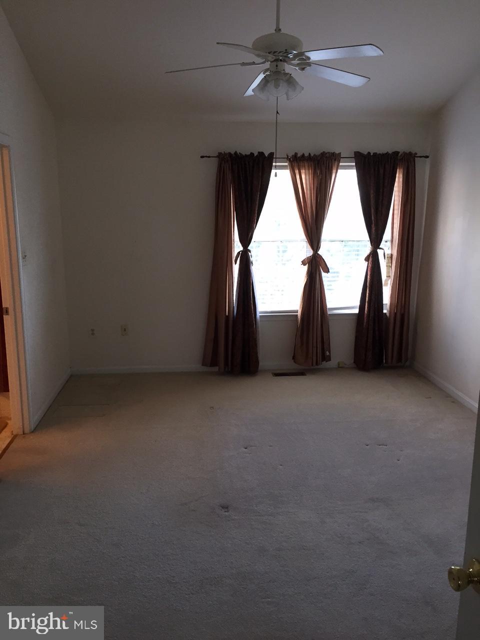 MCNAIR FARMS LANDBAY 11 - Residential
