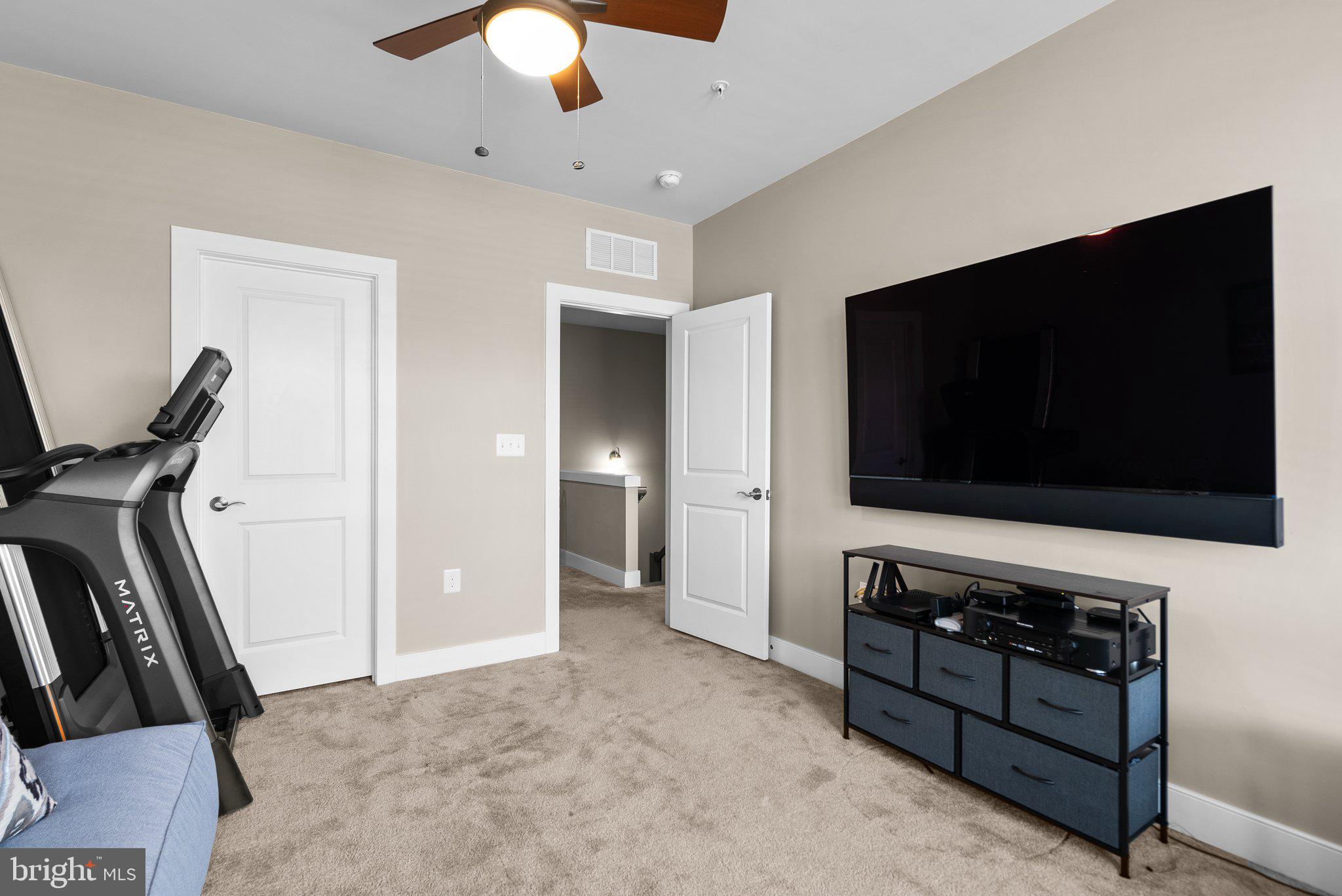 POTOMAC YARD - Residential