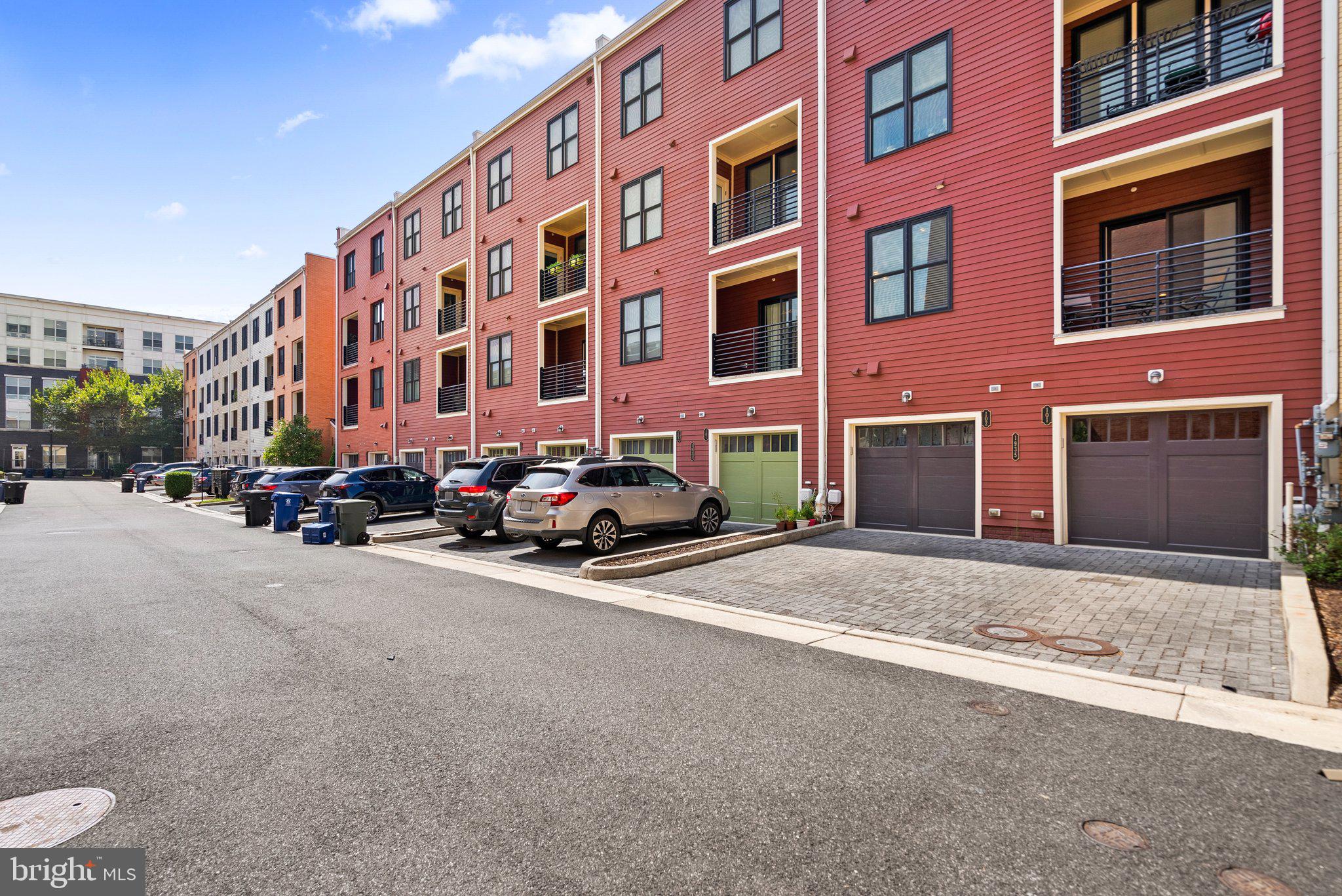 POTOMAC YARD - Residential