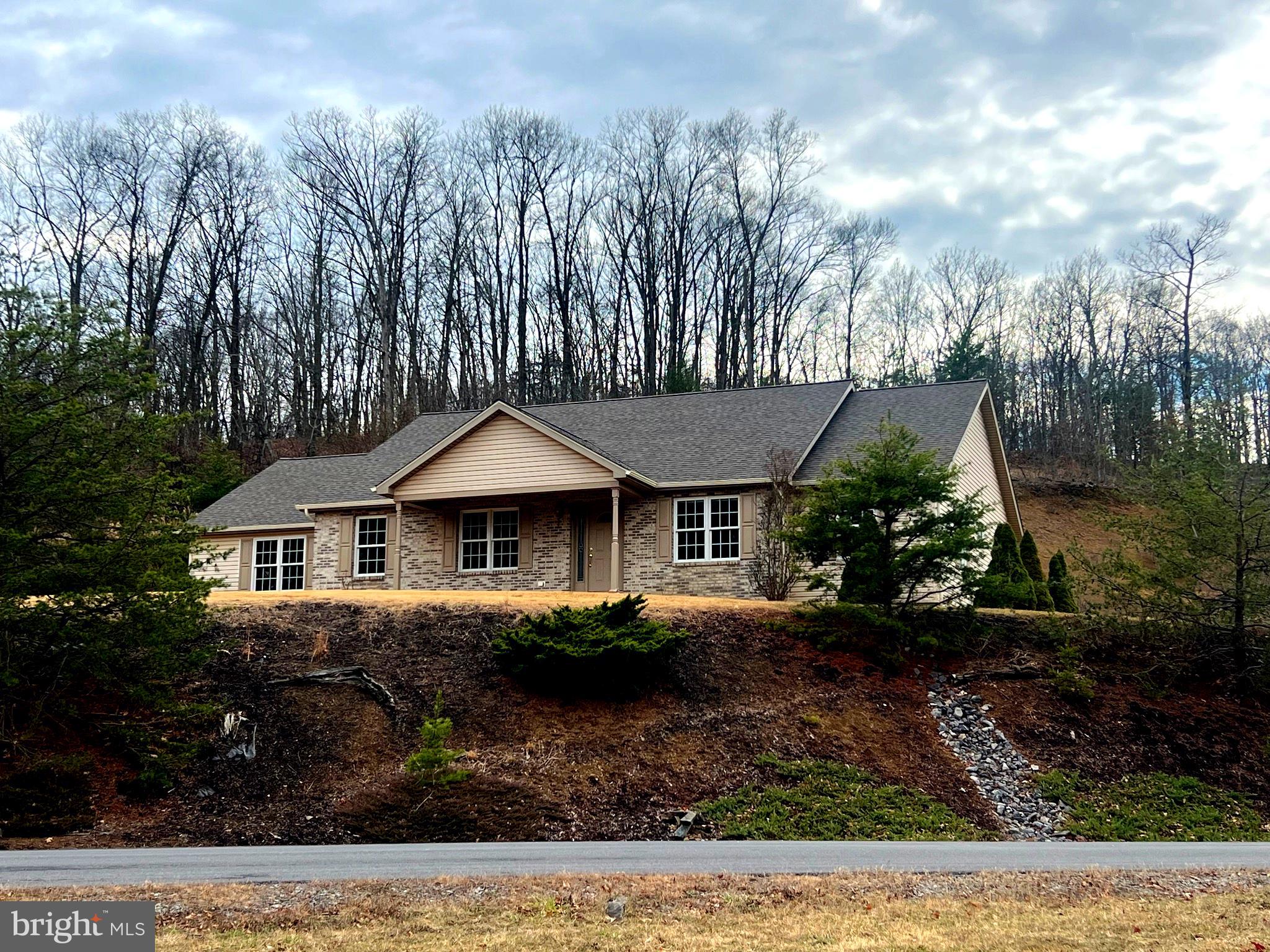 LAKEWOOD - Residential