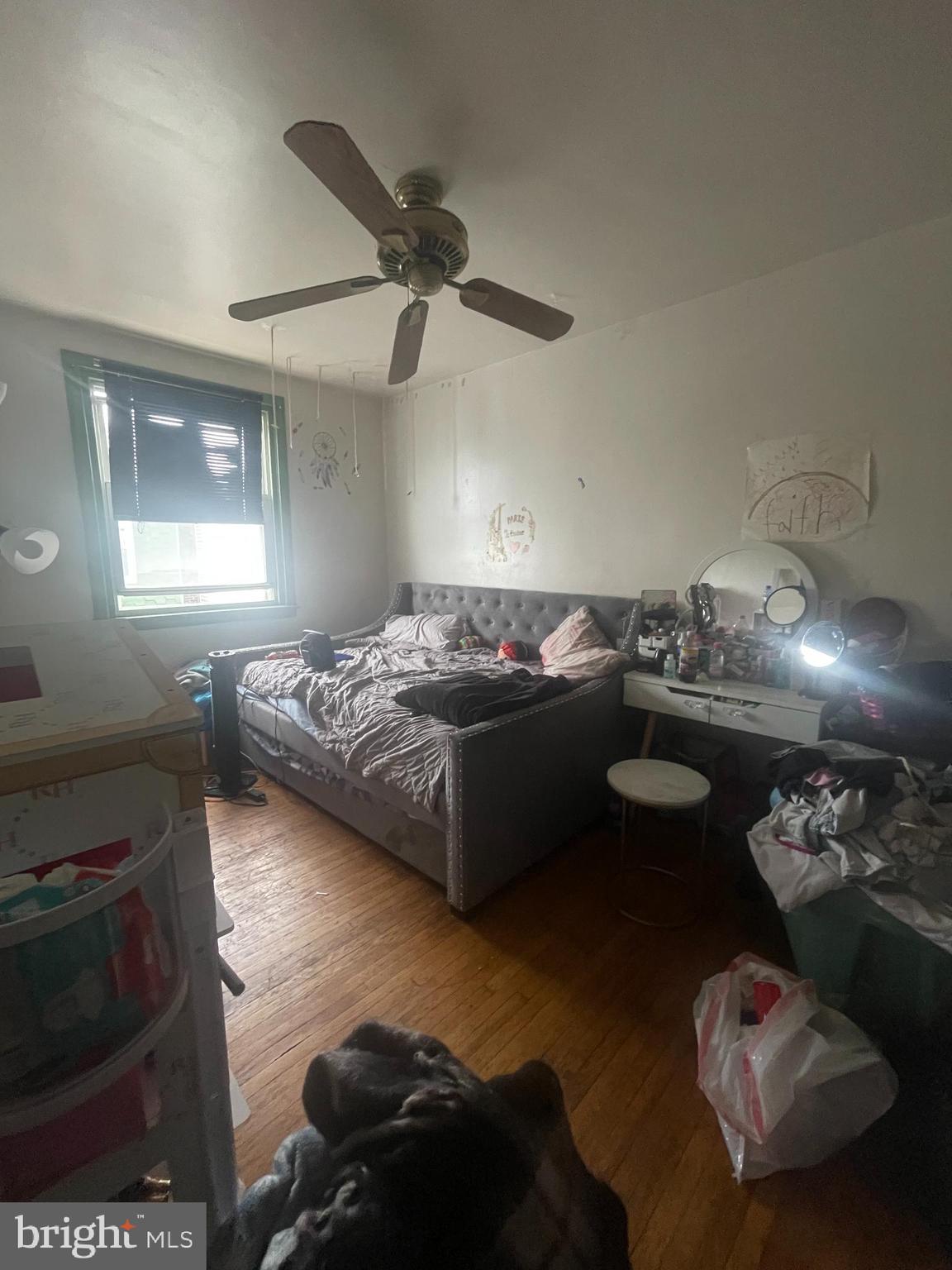 OXFORD CIRCLE - Residential