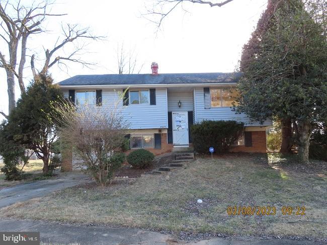 HIGHEST AND BEST IS DUE NO LATER THAN TUESDAY, FEBRUARY 14, 2023....1 PM!!!! 

BUYER BEWARE:  PROPERTY HAS PLUMBING ISSUES.  SELLER WILL NOT REPAIR...Purchaser to verify real estate taxes, HOA, ground rent - seller will not redeem ground rent.  ALL offers must have recent proof of funds/lender letter (within past 30 days).  Purchaser can use whatever title company they desire, but EMD to be held by Seller's title (Crown Title).   Follow Directions in Bright Documents for all offers.  Bank Addendum come after Contract Acceptance.  Property must be in MLS for at least 3 days before seller will consider any offers.