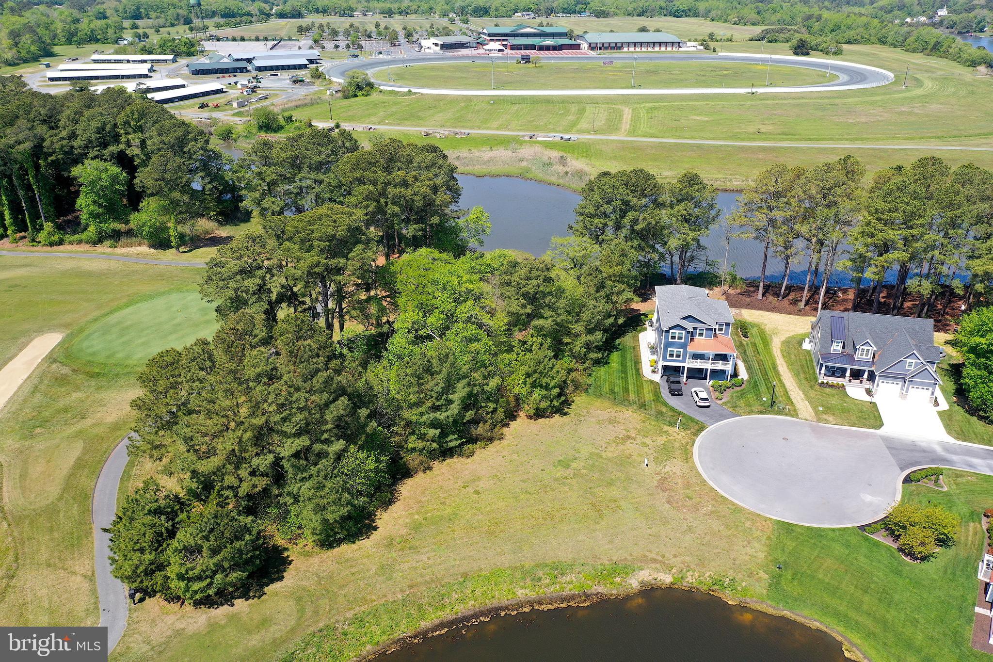 GLENRIDDLE - Land