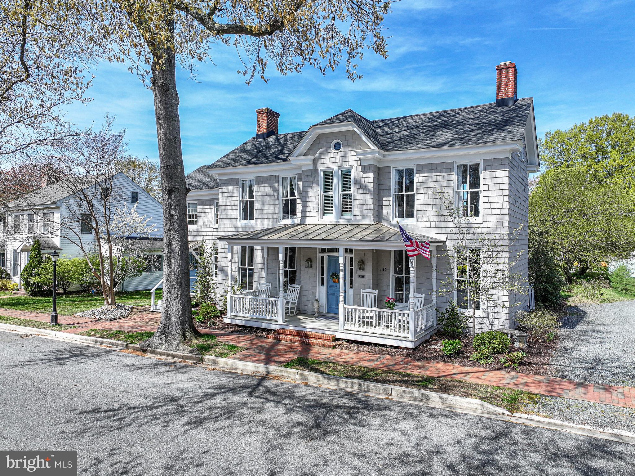 HISTORIC DISTRICT - Residential