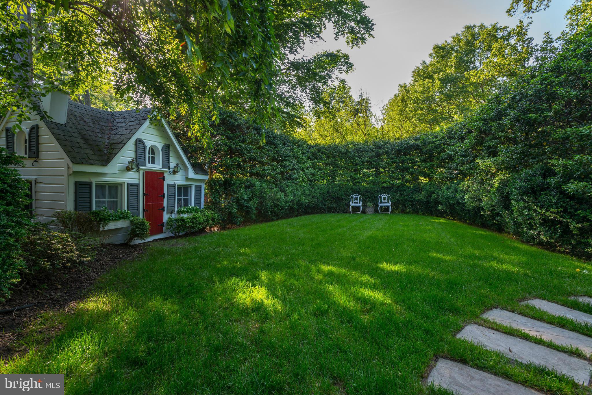 SPRING VALLEY - Residential