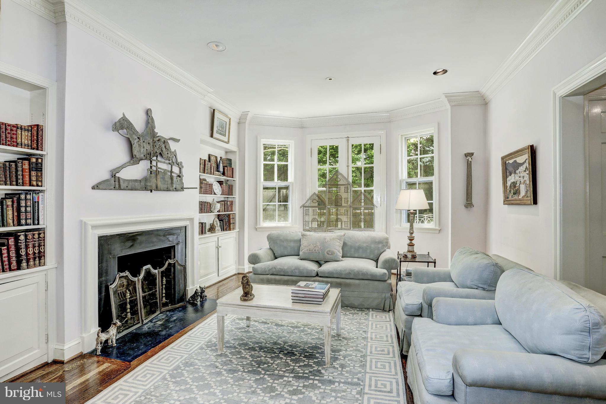 SPRING VALLEY - Residential