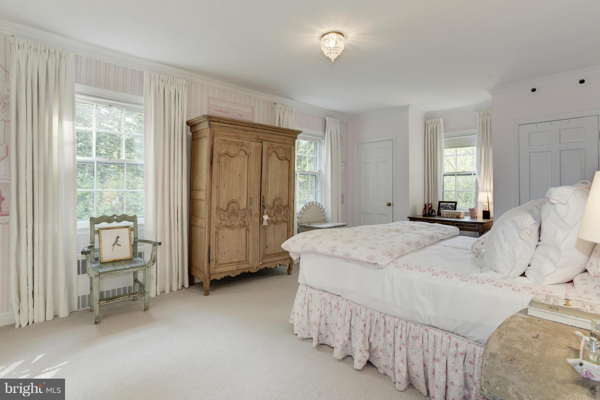 SPRING VALLEY - Residential