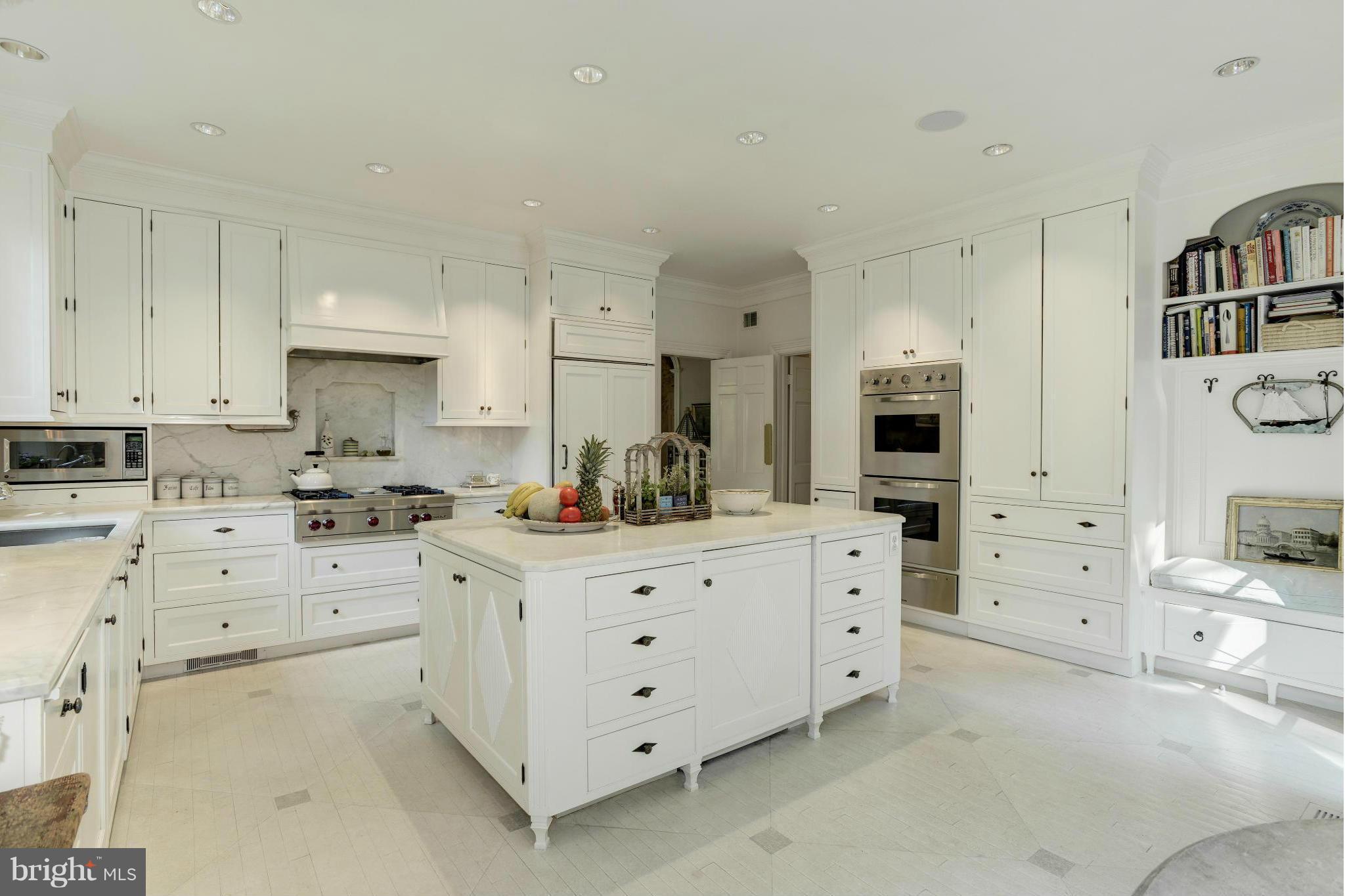 SPRING VALLEY - Residential