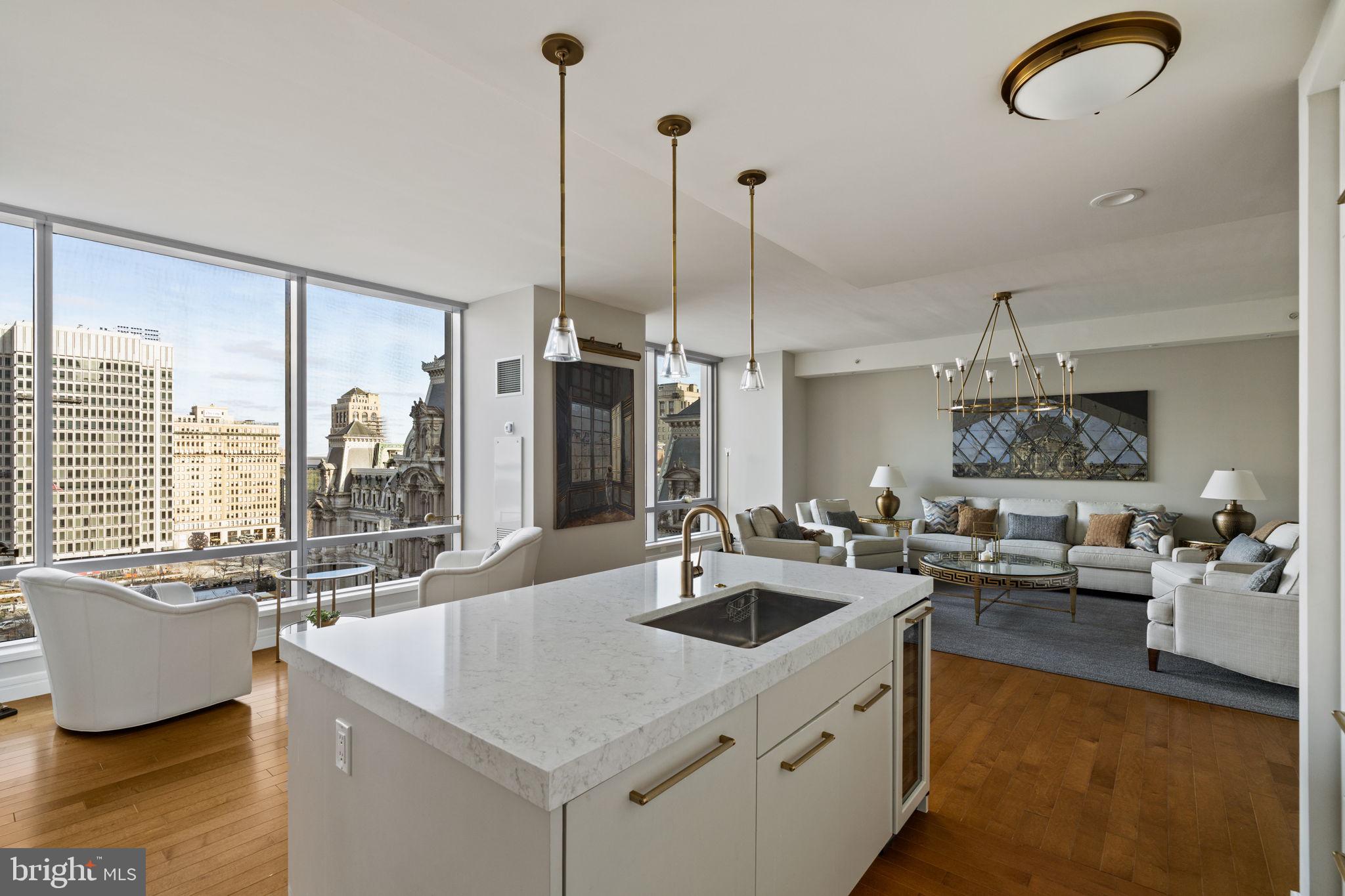 RITTENHOUSE SQUARE - Residential