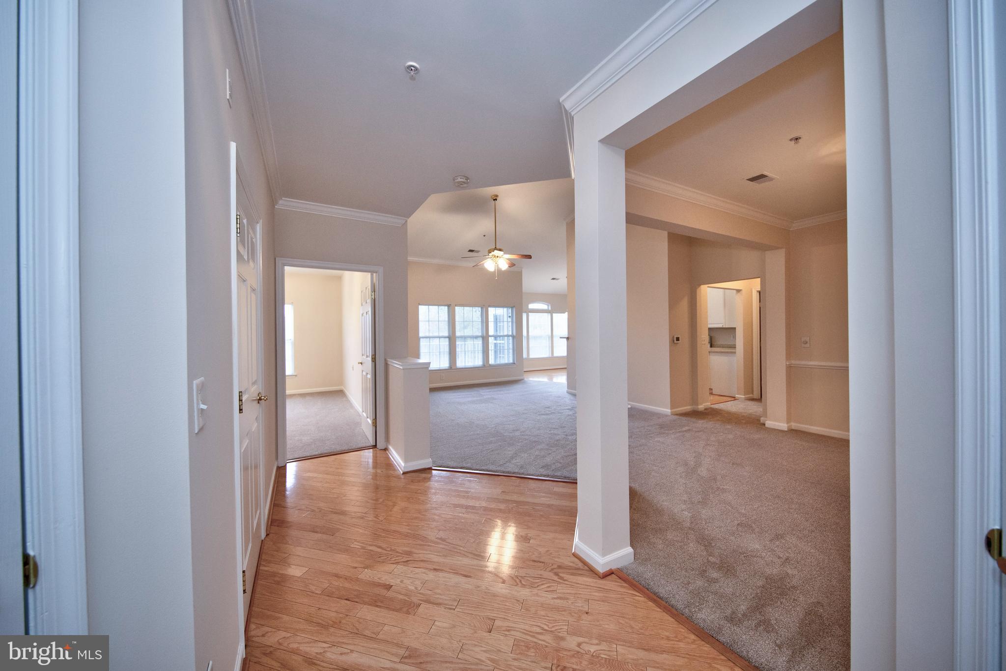 KINGS CROSSING - Residential