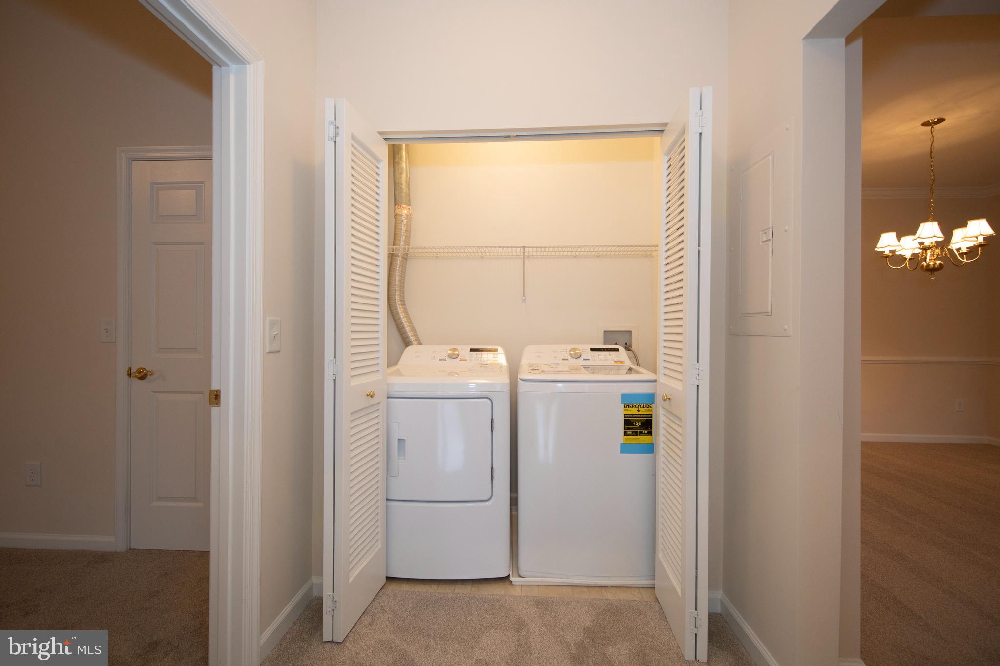 KINGS CROSSING - Residential