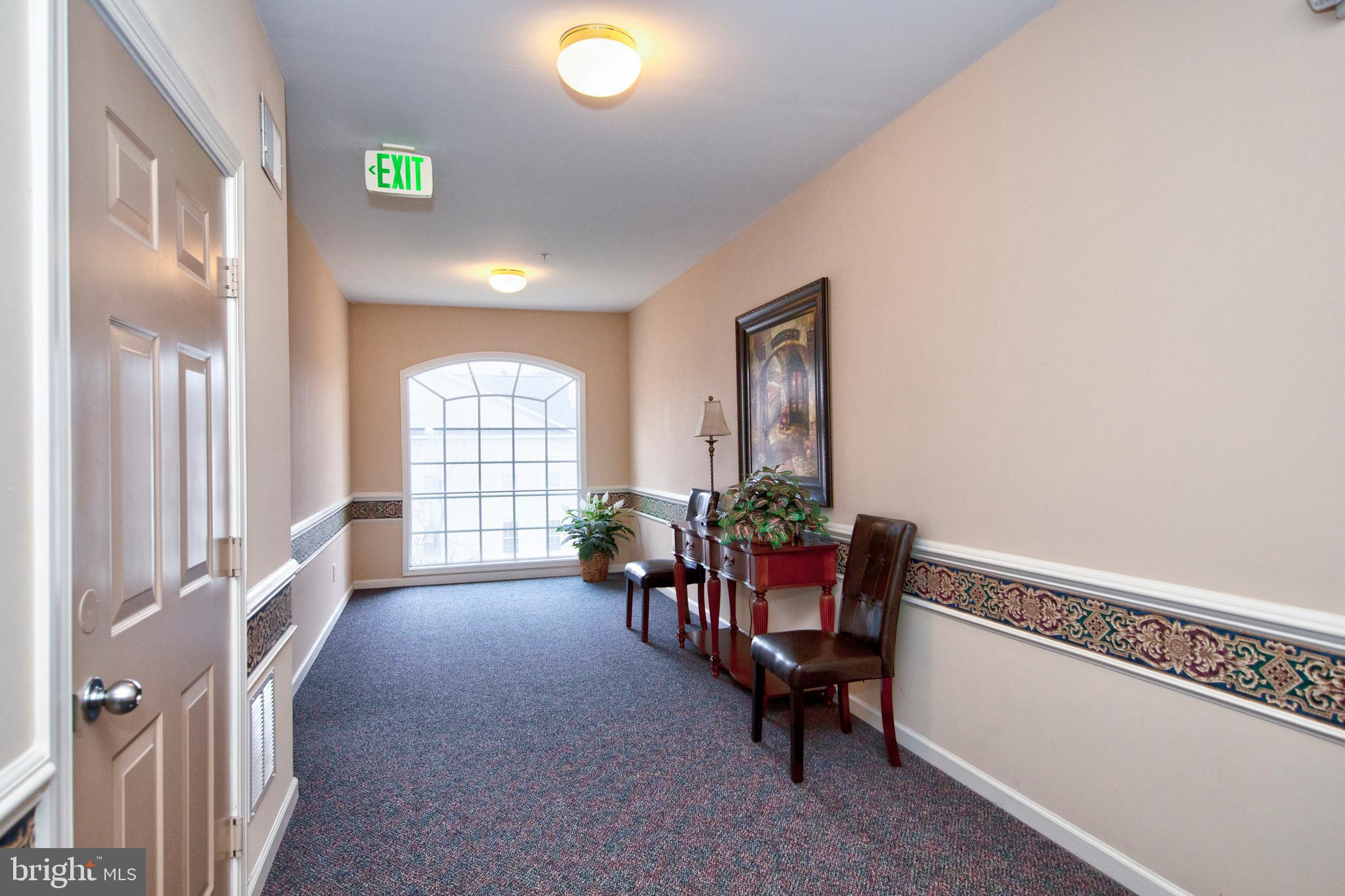 KINGS CROSSING - Residential