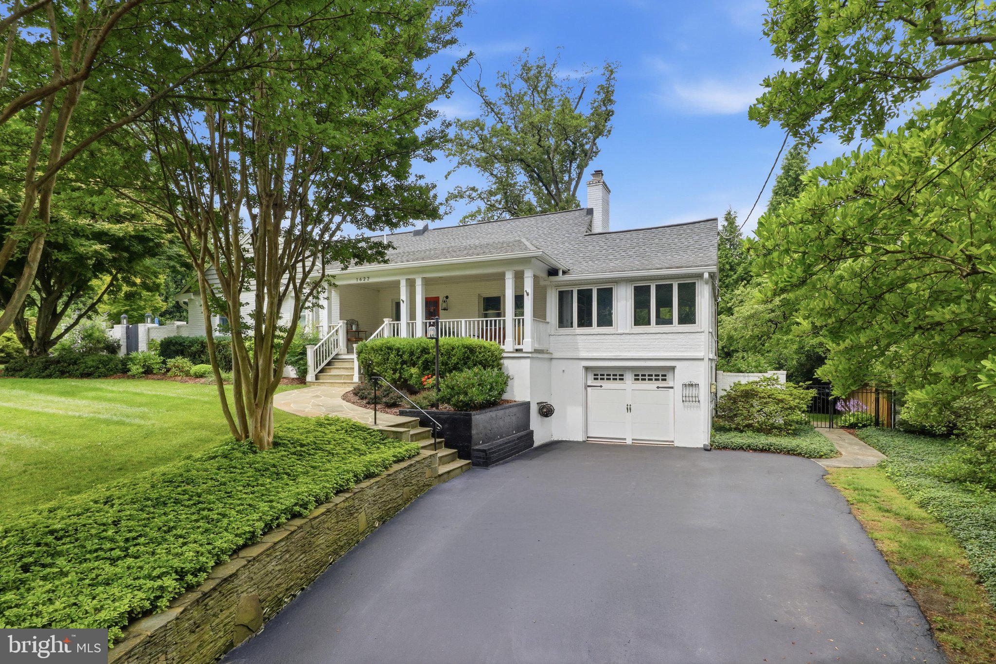 CHESTERBROOK WOODS - Residential