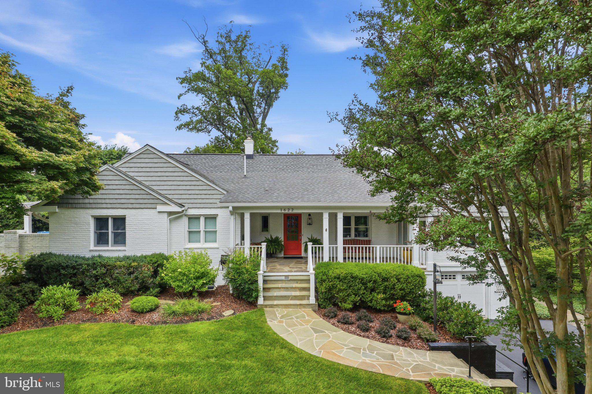 CHESTERBROOK WOODS - Residential