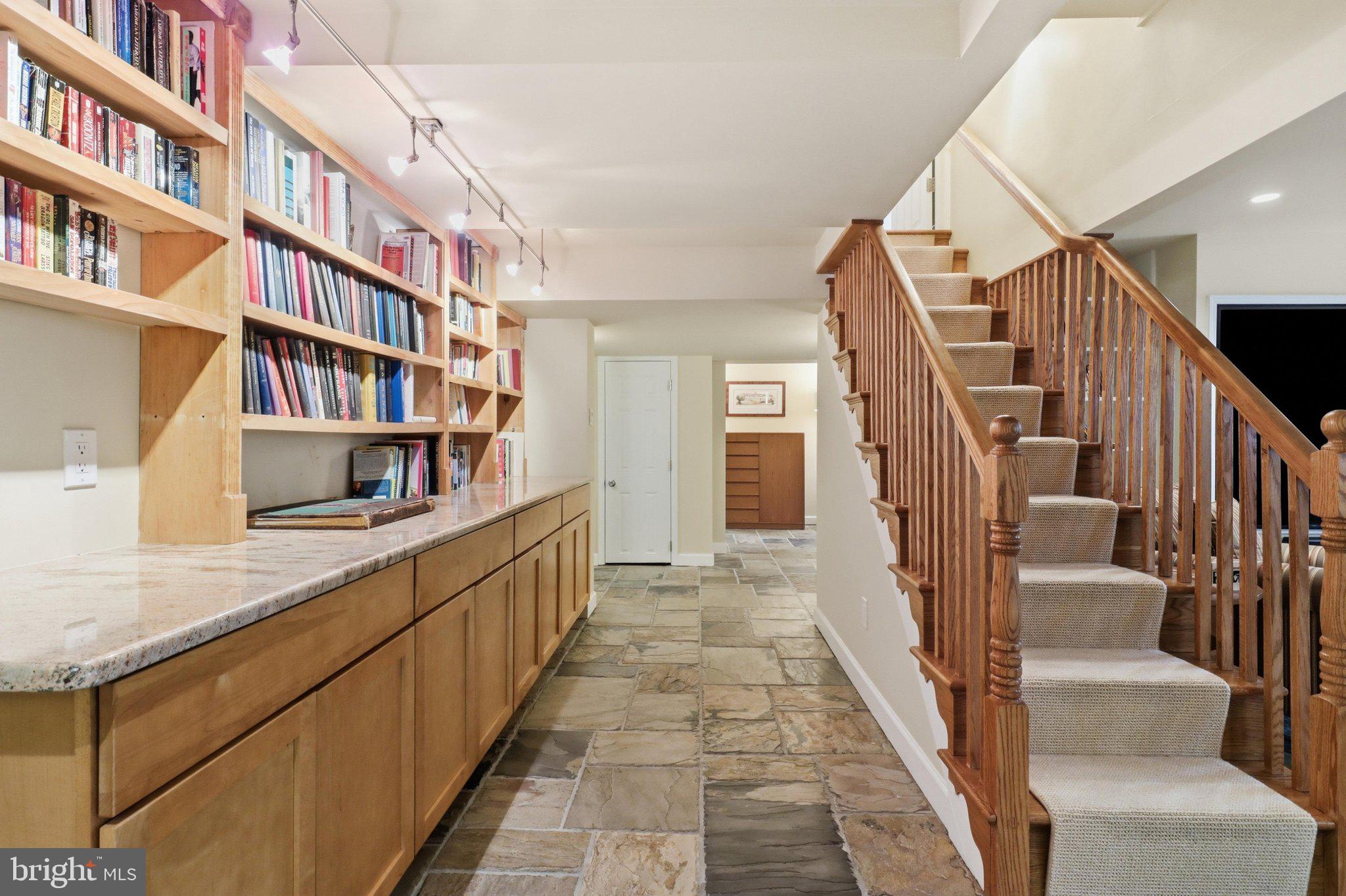 CHESTERBROOK WOODS - Residential